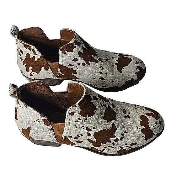 Pierre Dumas Women's Sz 7.5 Cow Print Calf Hair Western Ankle Booties - Picture 4 of 11
